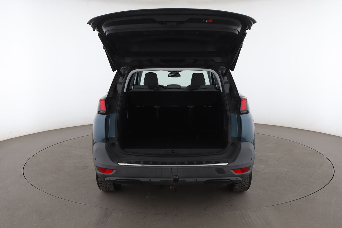 Peugeot 5008 1.2 PureTech Allure — photo 15