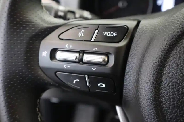 Kia Stonic 1.0 t-gdi 100 ch dct7 — photo 31
