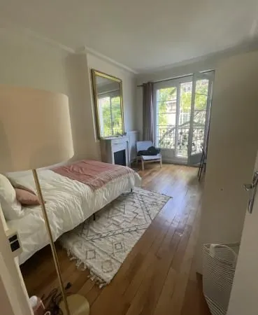 Chambre 1 pièce 14 m²