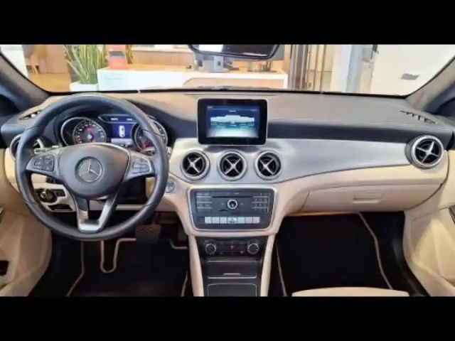 Mercedes Cla 180 d inspiration 7g-dct — photo 48