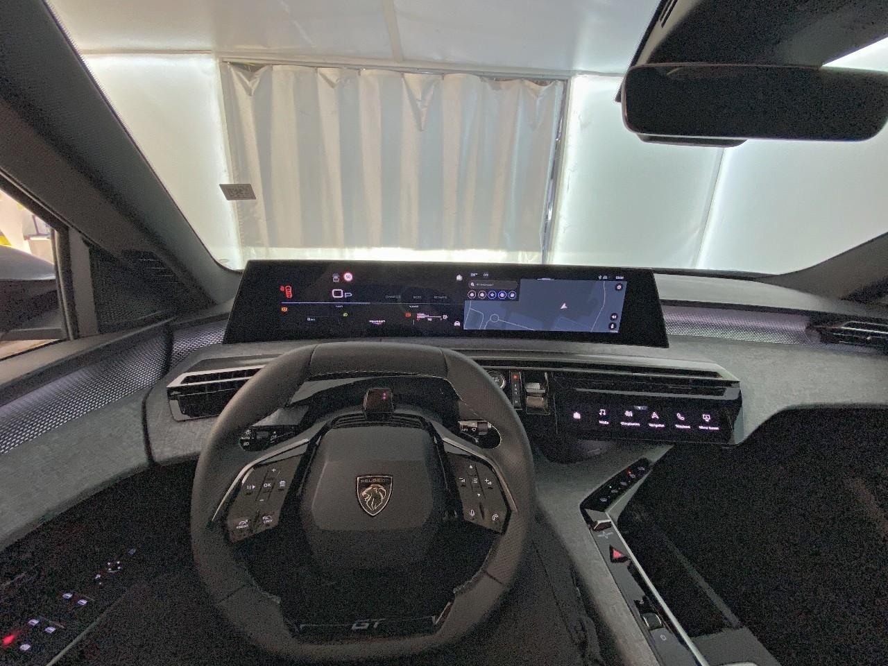 Peugeot 3008 hybrid 145 e-dcs6 gt — photo 12