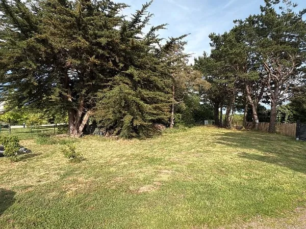Terrain constructible de 805 m² à Saint-Armel - Permis de construire accordé