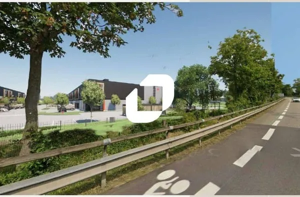Local d'activité 1456 m²