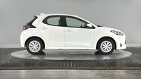 Toyota Yaris 116h Dynamic 5p MY22 — photo 4