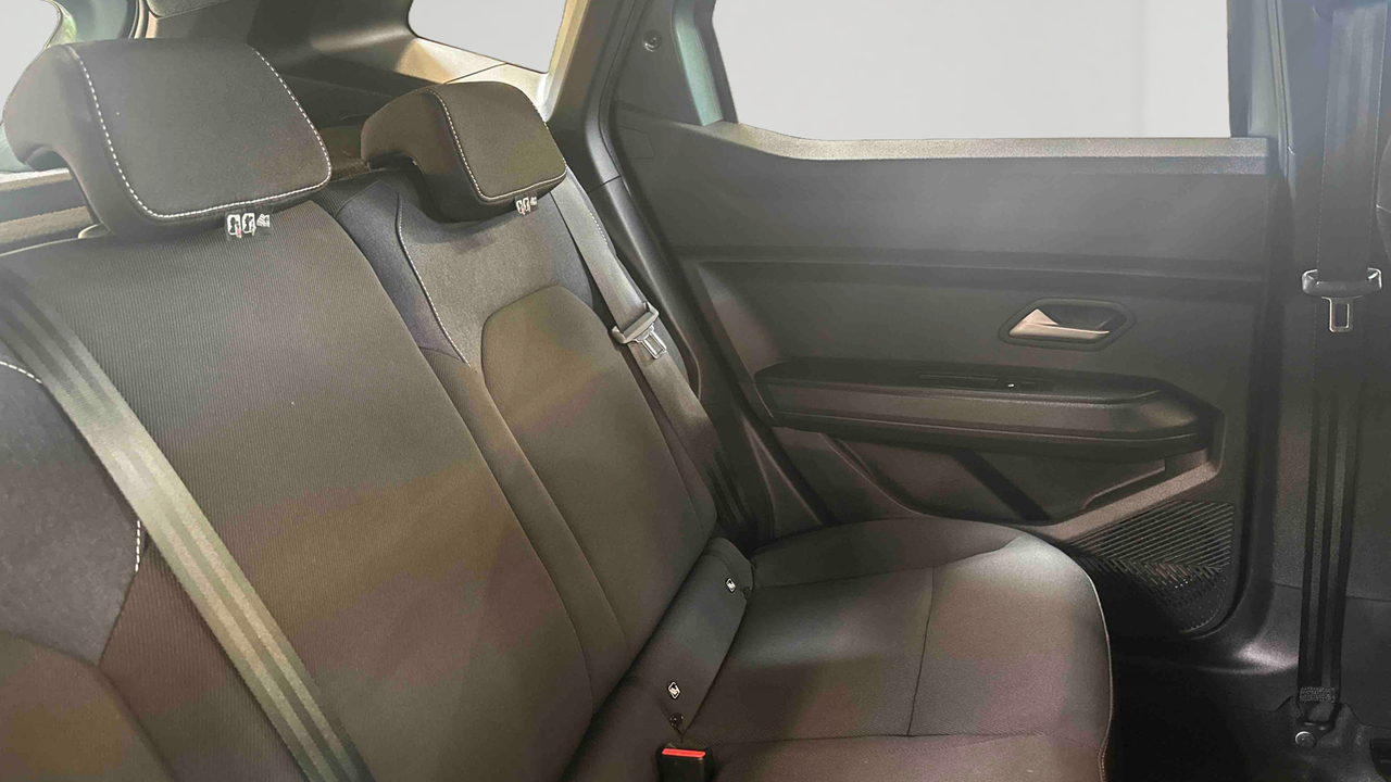Dacia Duster Hybrid 140 — photo 31