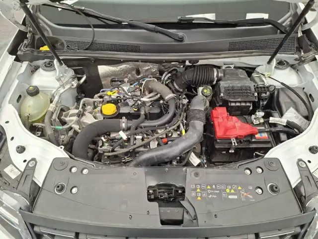 Dacia Duster eco-g 100 4x2 — photo 33