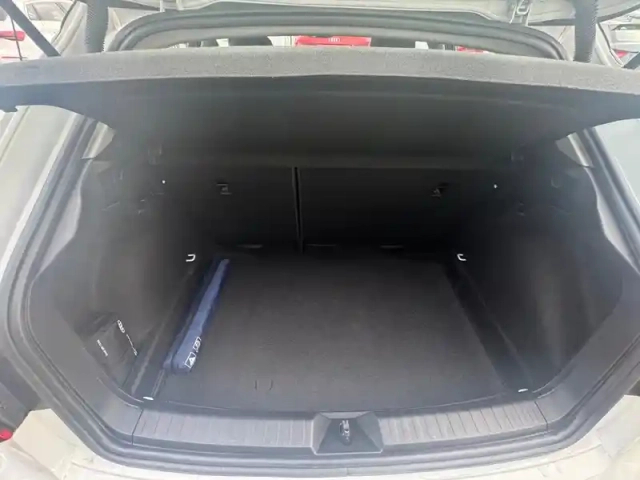 Audi A1 sportback 25 tfsi 95 ch bvm5 — photo 24