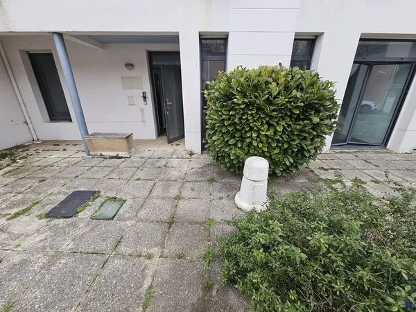 Local commercial 10 pièces 138 m²