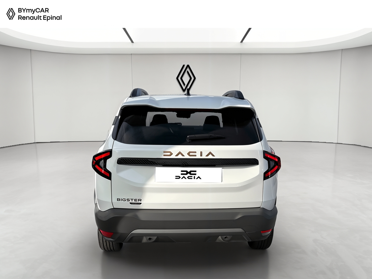 Dacia Bigster Hybrid 155 — photo 4