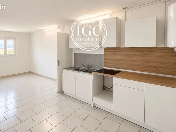 Bureaux 63 m² MARIGNANE