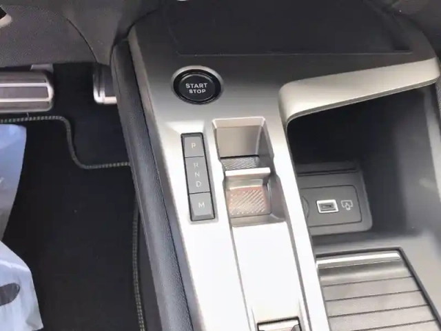 Peugeot 308 hybrid 145 e-dcs6 — photo 14