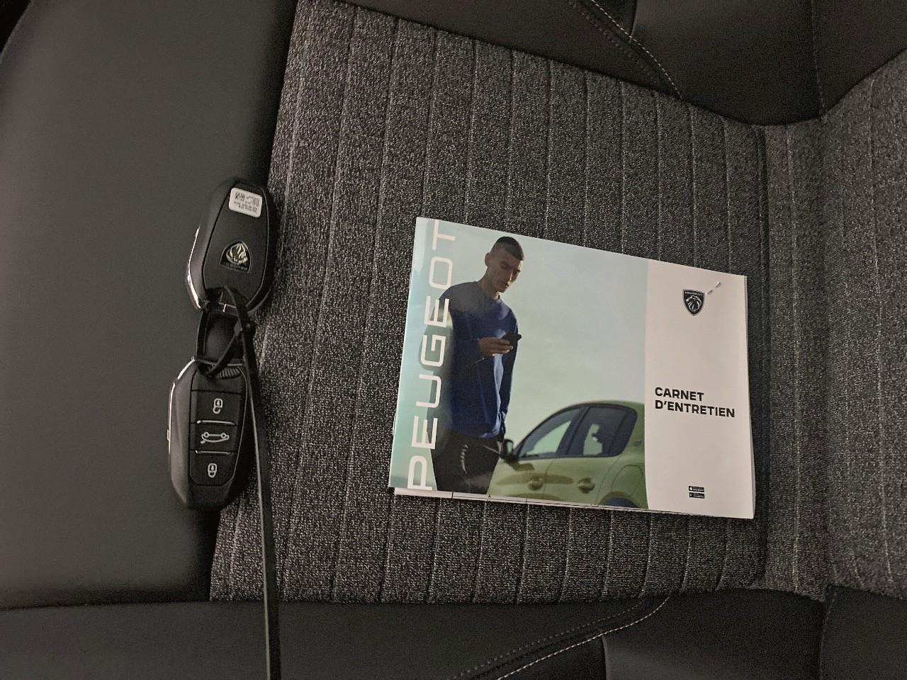 Peugeot 3008 hybrid 145 e-dcs6 allure — photo 13