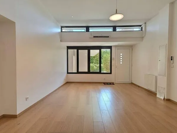 Local commercial 44 m²