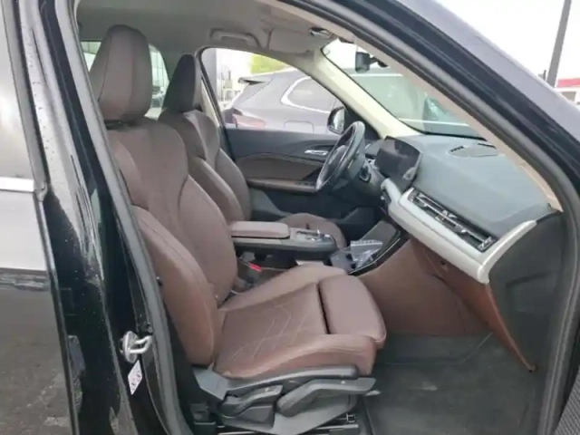 Bmw X1 sdrive18d 150ch business design — photo 8