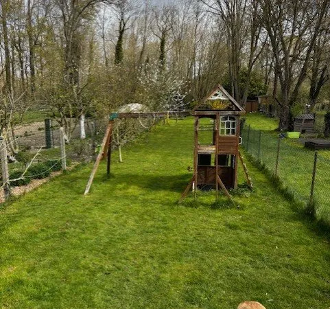BOVES MAISON 4 CHAMBRES GARAGE JARDIN + STUDIO INDEPENDANT