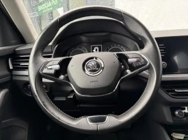 Skoda Kamiq 1.0 tsi evo 110ch ambition — photo 9