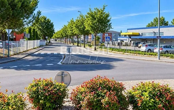 Terrain 3200 m²