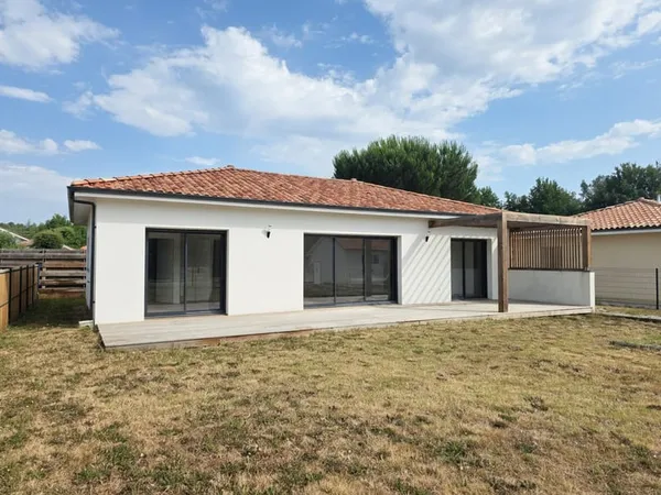 Maison neuve 3 chambres Quartier calme Plage à 10 min