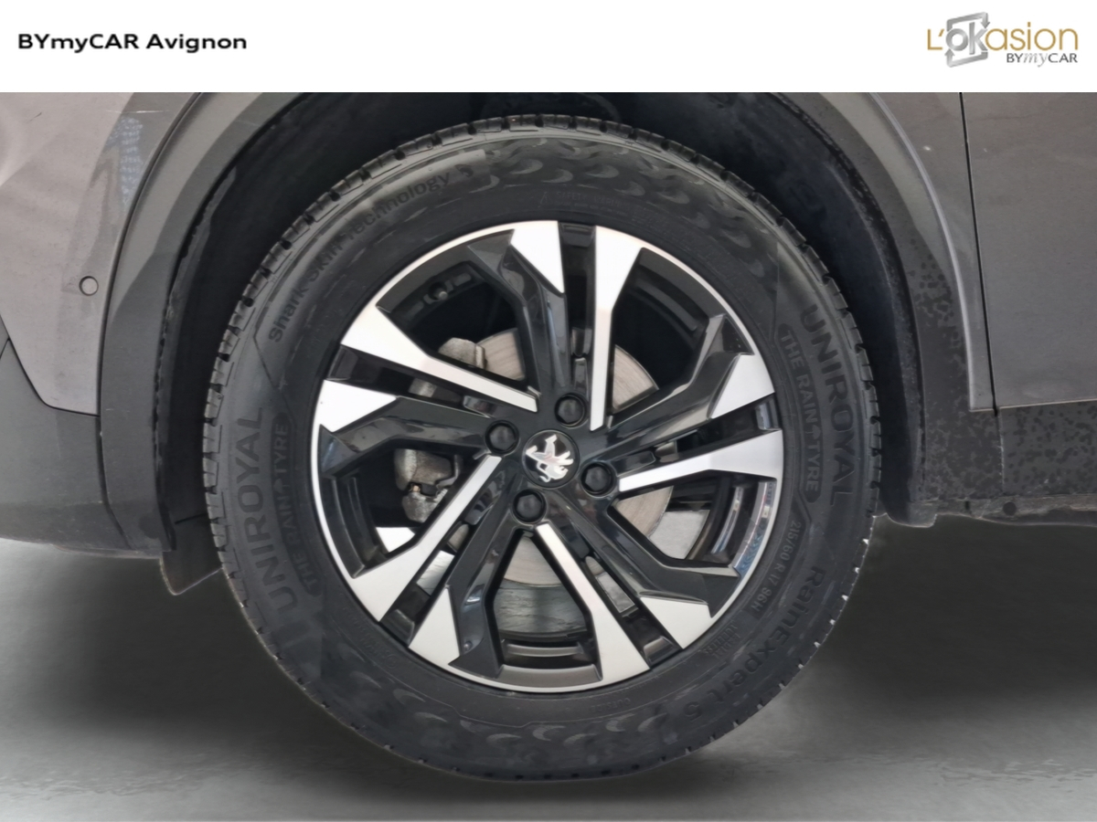 Peugeot 2008 PureTech 130 S&amp;S EAT8 — photo 17
