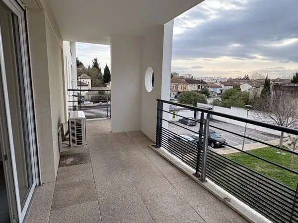 Loue appartement T3 Avignon