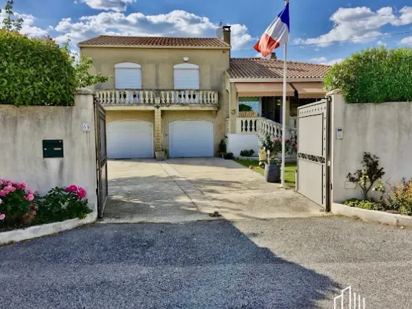Villa 5 pièces 180 m²