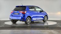 Toyota Yaris 100h Chic 5p — photo 5