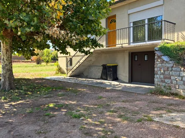 Maison 100 m² - 4 chambres - Terrain + Garage - Ouches