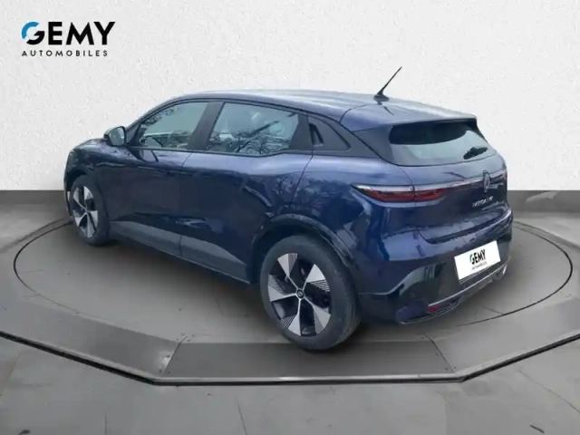 Renault Megane e-tech ev60 220 ch super charge — photo 7