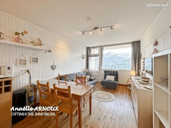 Studio 1 pièce 26 m²