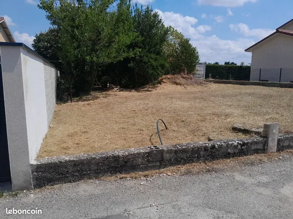 Vente terrain plat et viabilisé