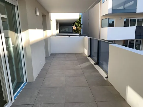Location T3 avec grande terrasse au calme