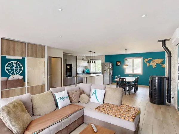 Maison de plain-pied 6 pièces 130 m²