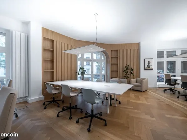 Bureaux 460 m²