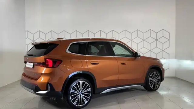 Bmw X1 xdrive 25e 245ch dkg7 — photo 4