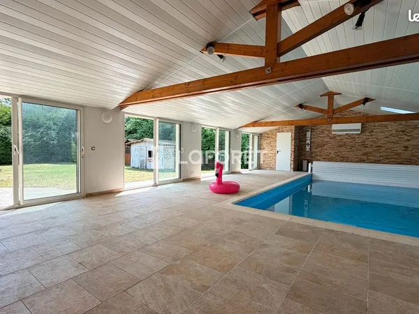 Maison 7 pièces 167 m²