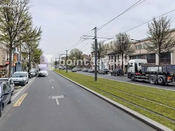 Local commercial 118 m²
