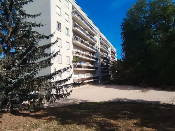 T4 carrière baquin avec garage