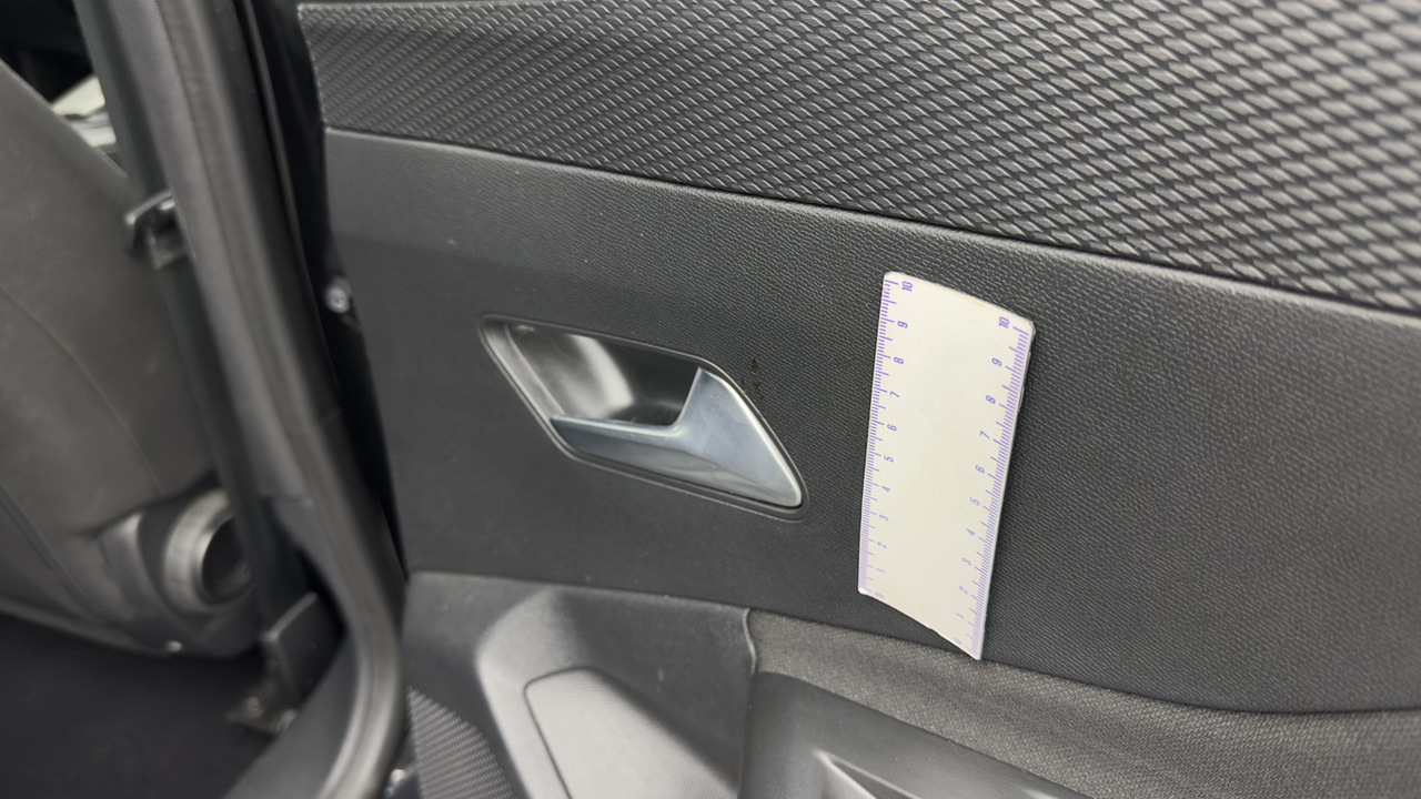 Peugeot 308 PureTech 130ch S&amp;S EAT8 — photo 33