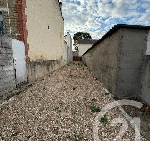 Stationnement Location Drancy   555€