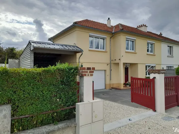 Maison 6 pièces 121 m²