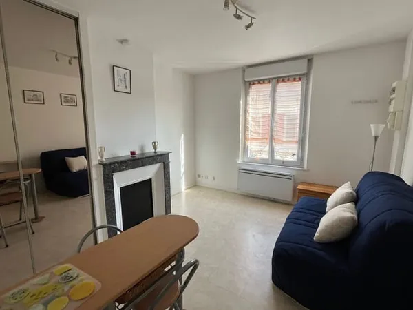 Studio 1 pièce 19 m²