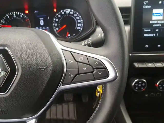 Renault Clio tce 90 — photo 14