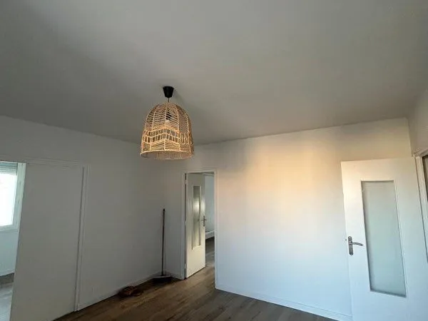 🏡 Location Appartement 3 pièces - 68m² - Entièrement rénové - Proche centre-ville