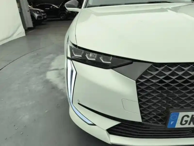 Ds Ds 4 bluehdi 130 eat8 performance line+ — photo 14