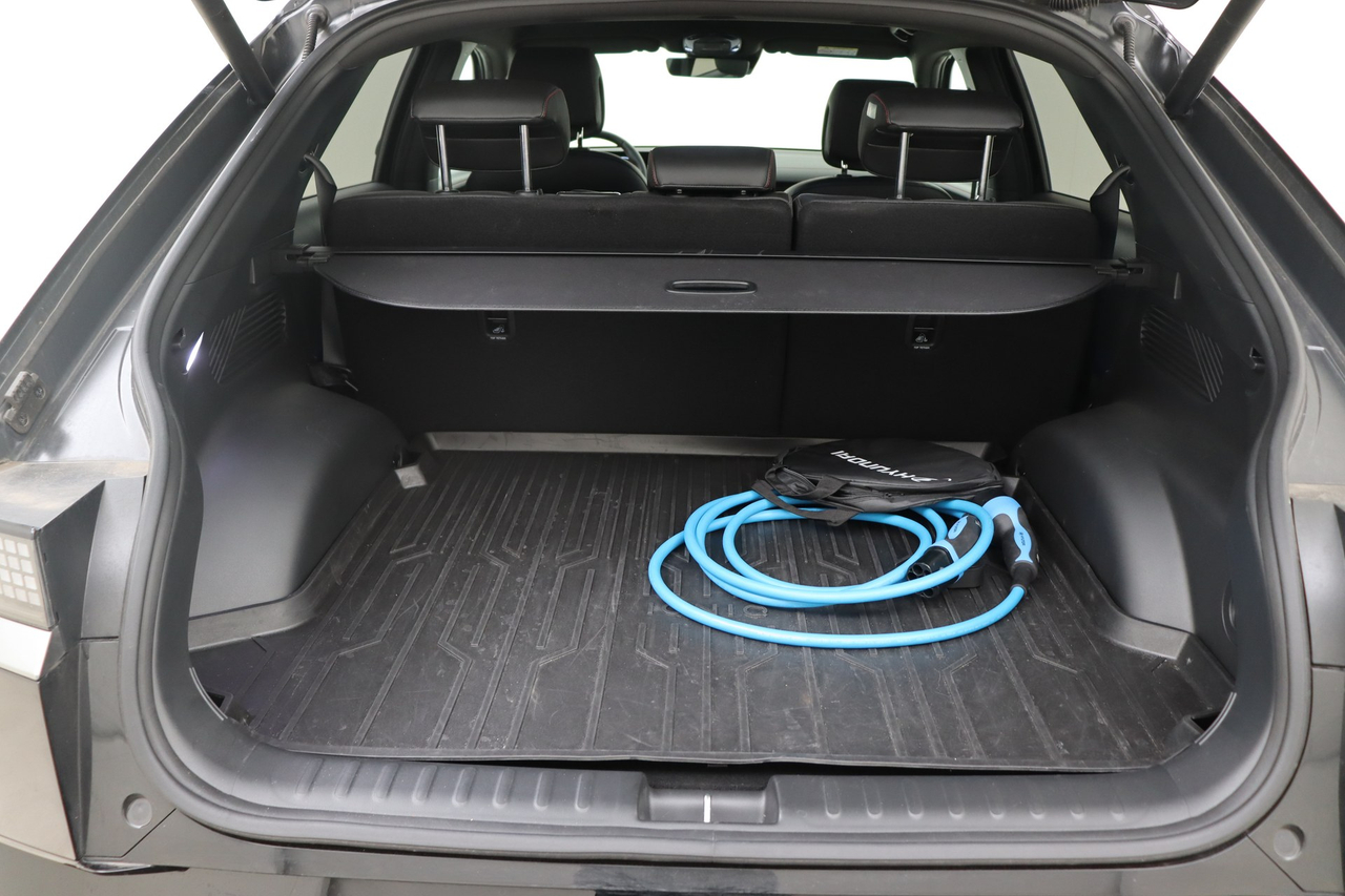 Hyundai Ioniq 5 — photo 28