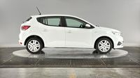 Dacia Sandero 1.0 TCe 90ch Confort — photo 4