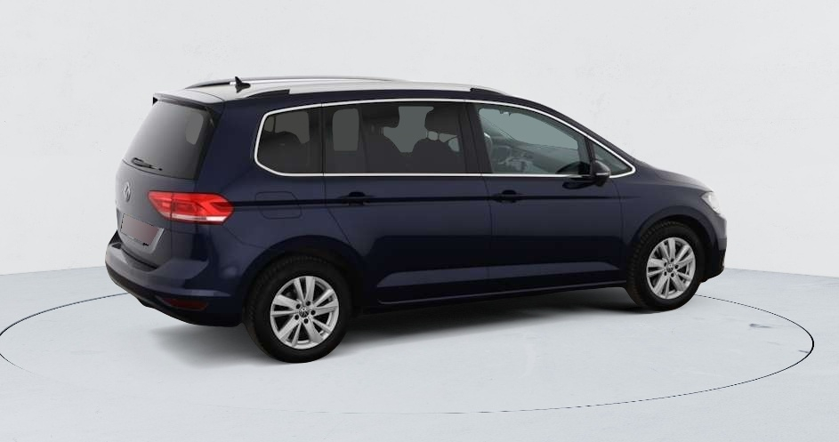 Volkswagen Touran — photo 8