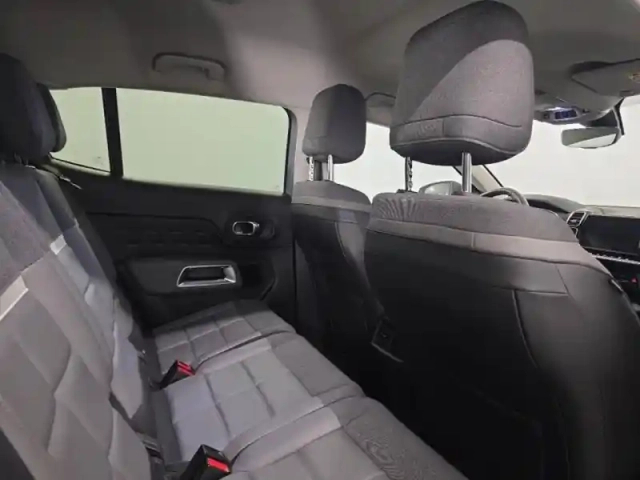 Citroën C5 Aircross hybrid rechargeable 225ch shine ë-eat8 — photo 11