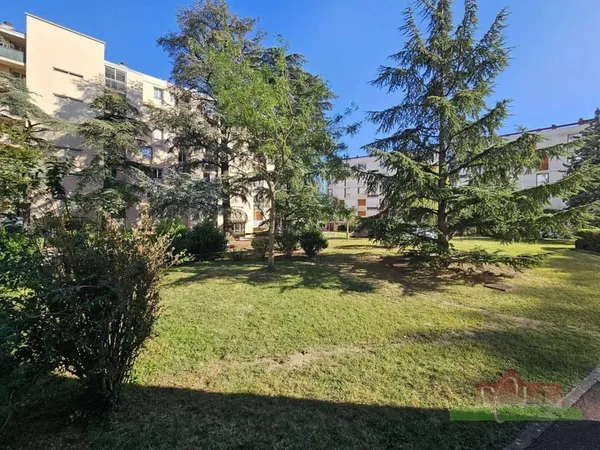 Appartement 4 pièces 74 m²