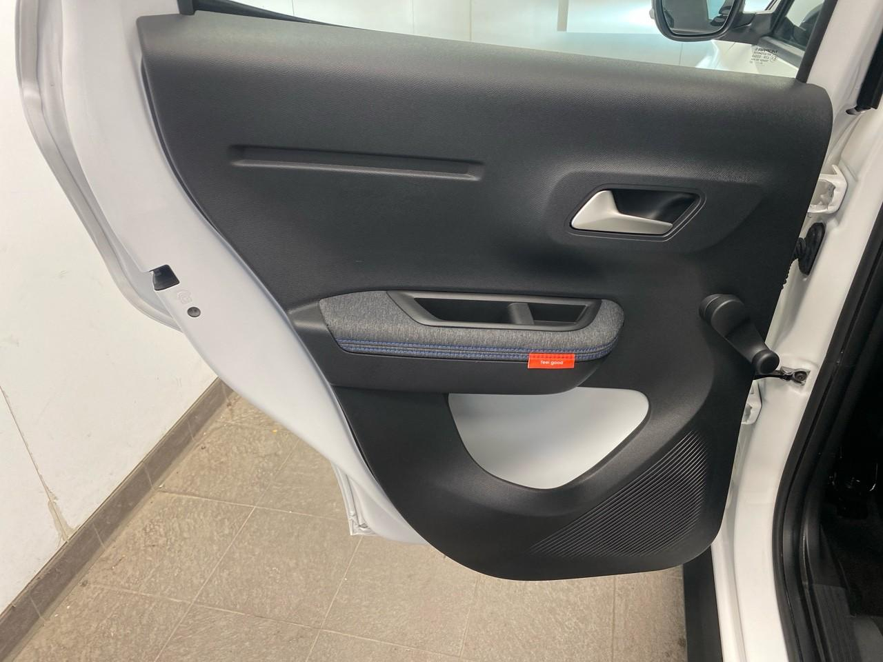 Citroën C3 turbo 100 ch manuelle plus — photo 20